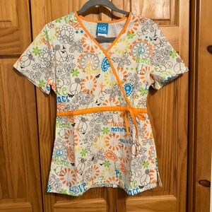 H.Q. Women's Multicolor Wrap Top